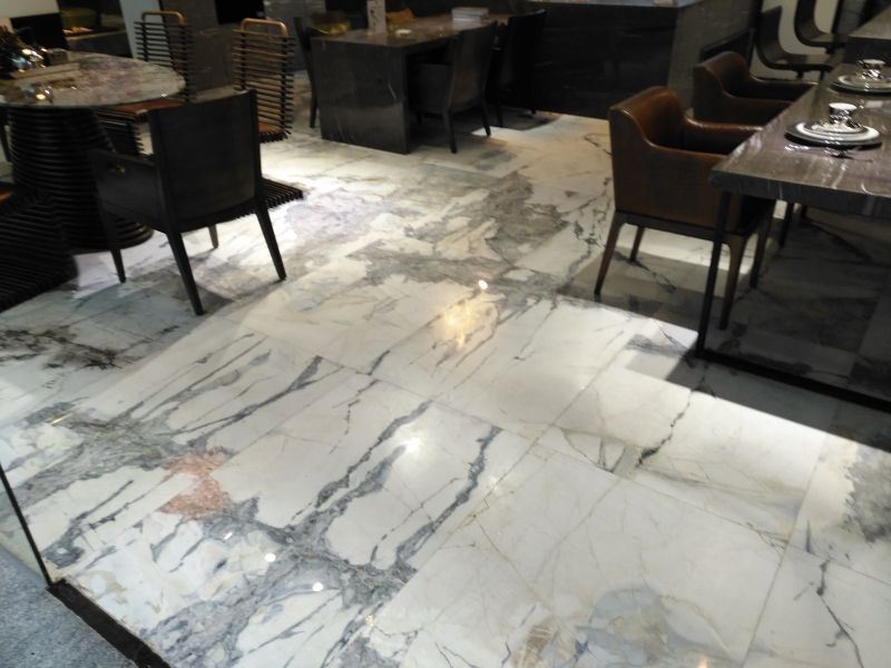 Pontevecchio Marble Tiles