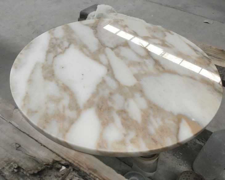 Calacatta Gold Marble Kitchen Countertop (4) Calacatta Gold Marble Kitchen Countertop (4)